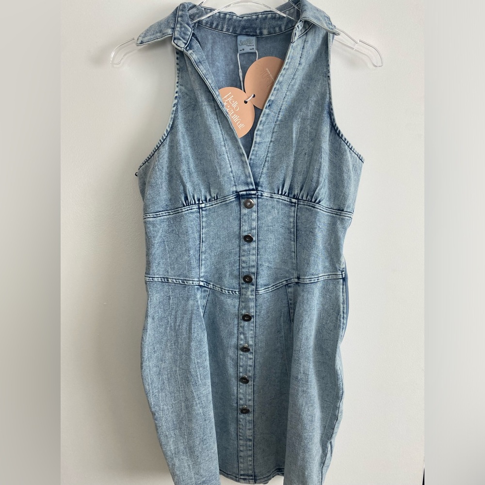 Brand new Selfie Leslie jean mini dress!